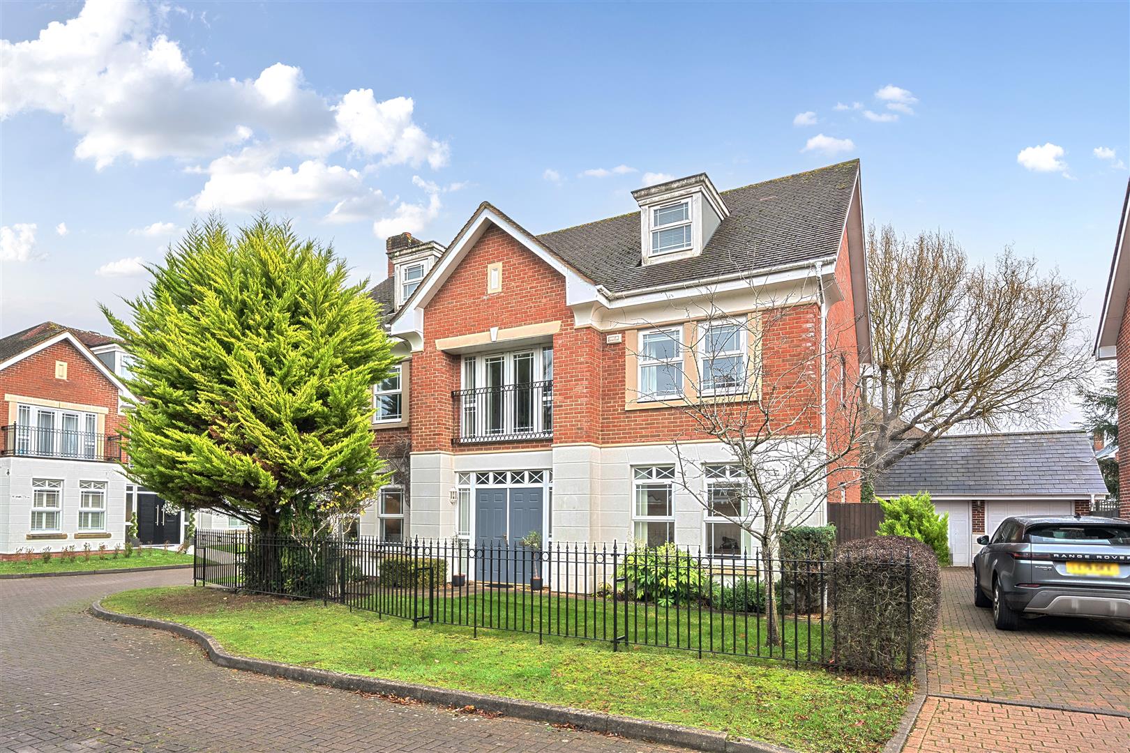 Drifters Drive, Deepcut, Camberley